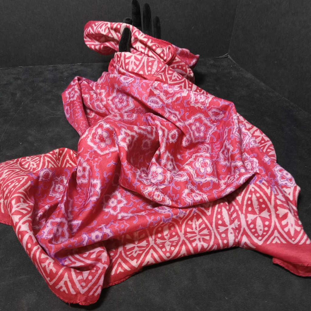 Vintage Silk Scarves/Wraps - image 8 of 22