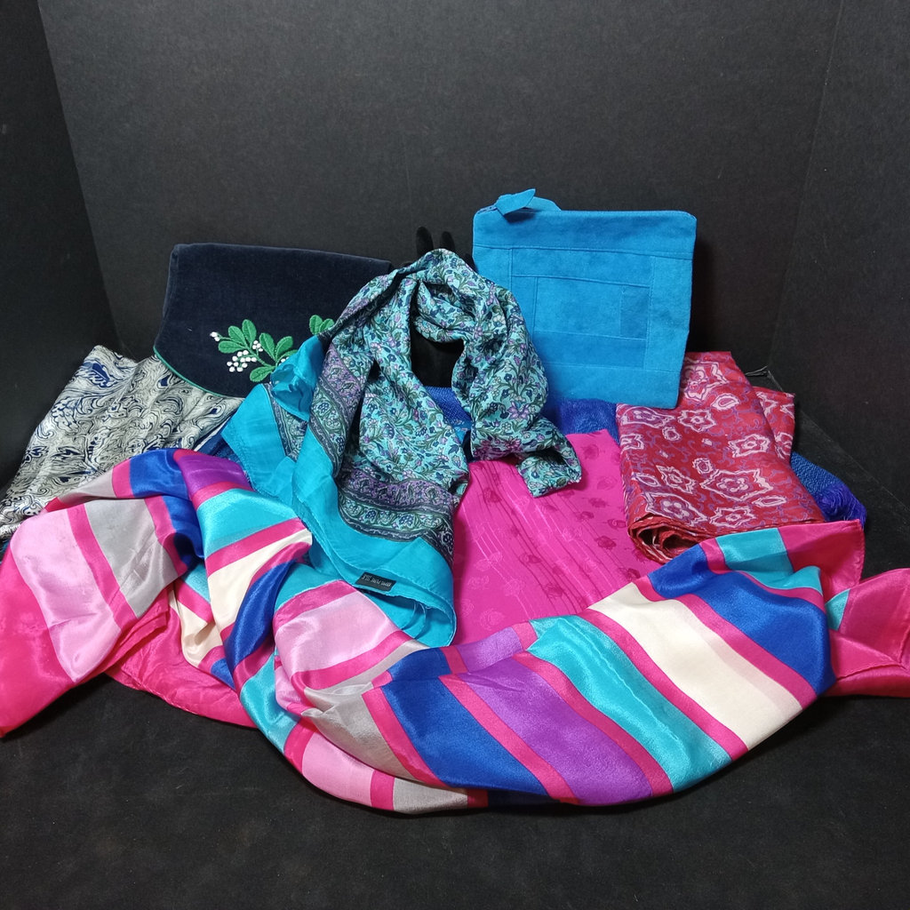 Vintage Silk Scarves/Wraps - image 1 of 22