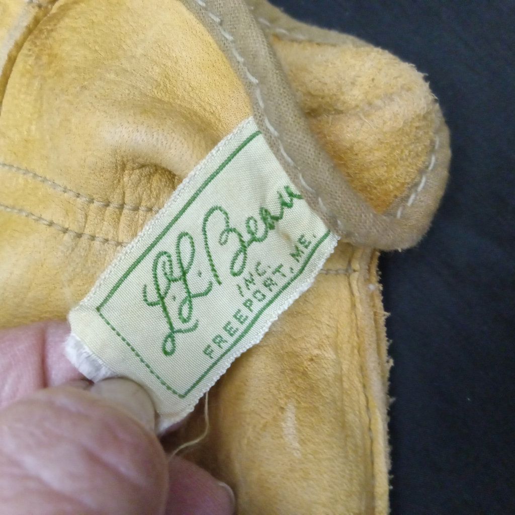 Vintage Leather Accessories - image 3 of 21