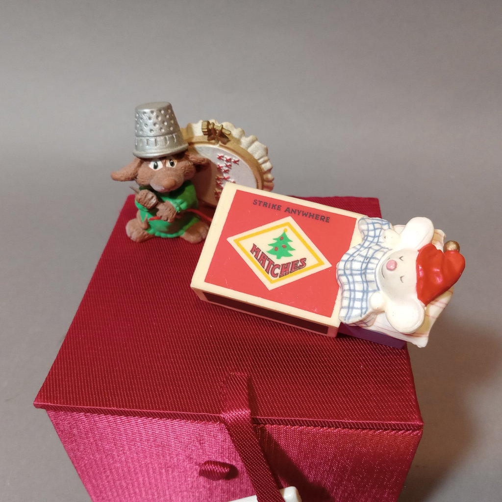 Its Almost Christmas - image 15 of 27