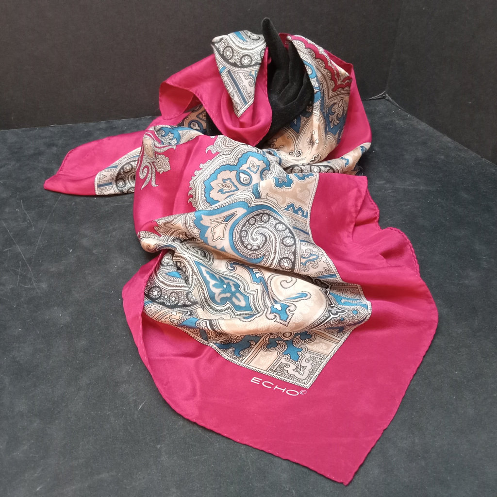 Vintage Accessories in Reds/Oranges/Blues - image 4 of 25