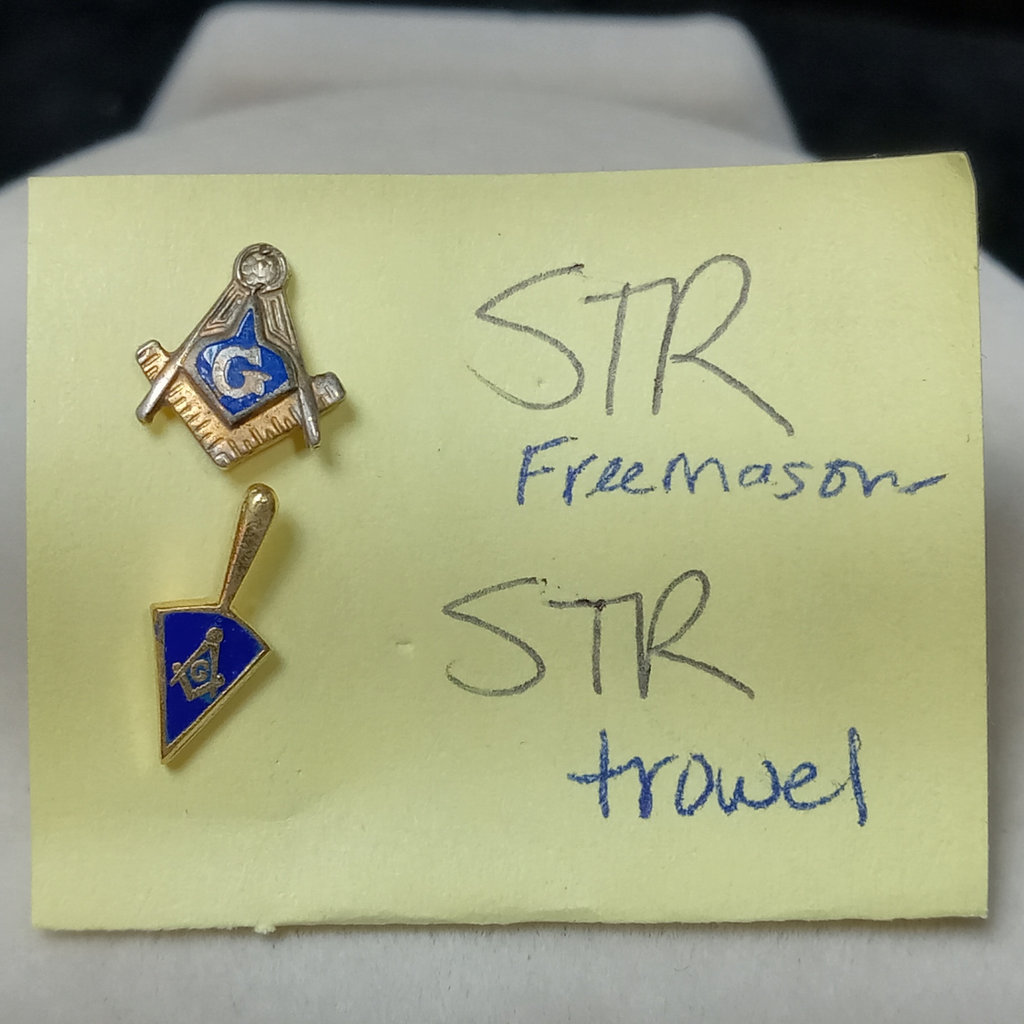 Freemason Pins & Coin - image 5 of 8