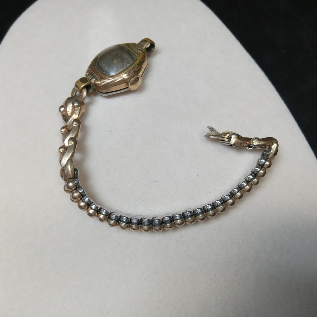 Vintage Ladies Wrist Watches - image 5 of 27