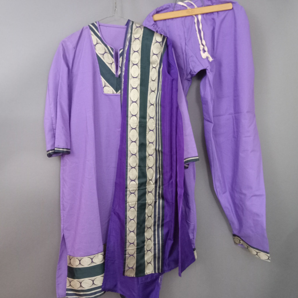 Vintage Indian Outfit - image 1 of 14