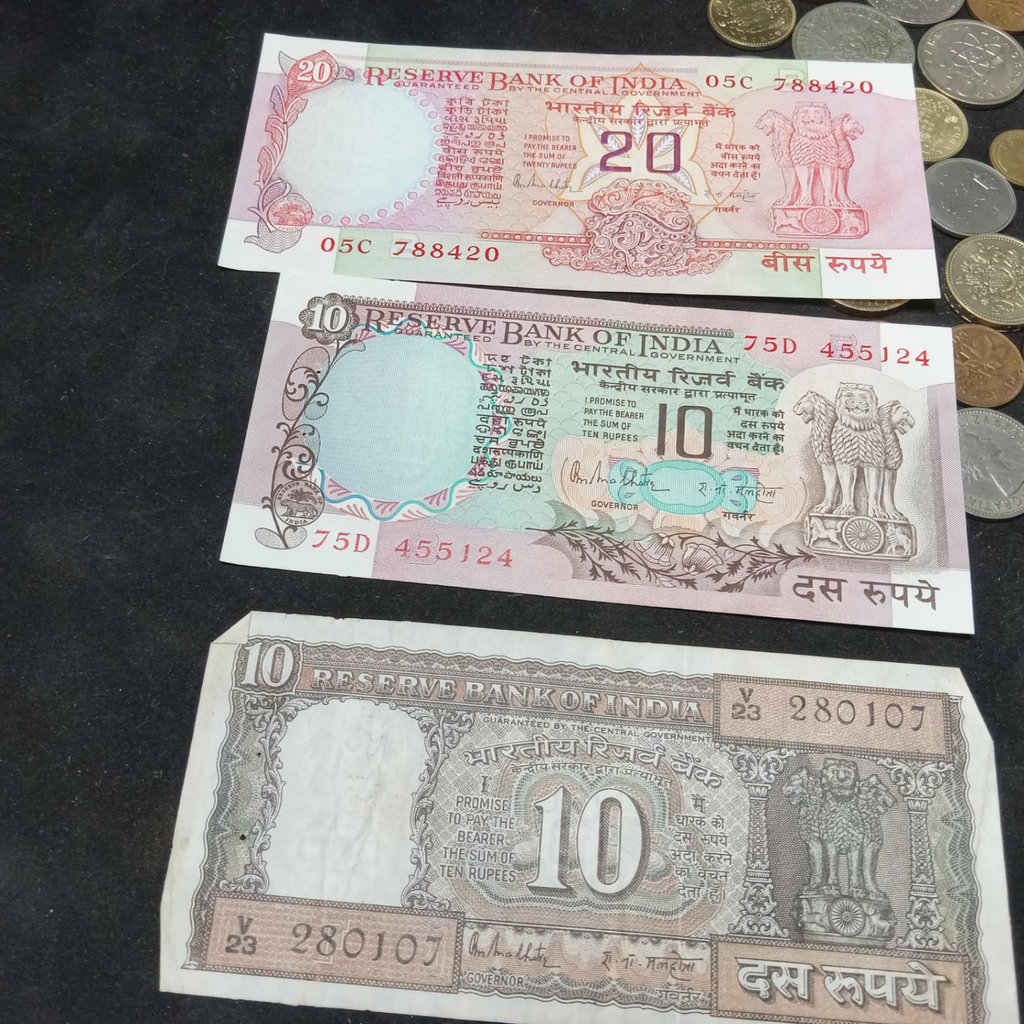Foreign Paper Money & Coins - image 17 of 25