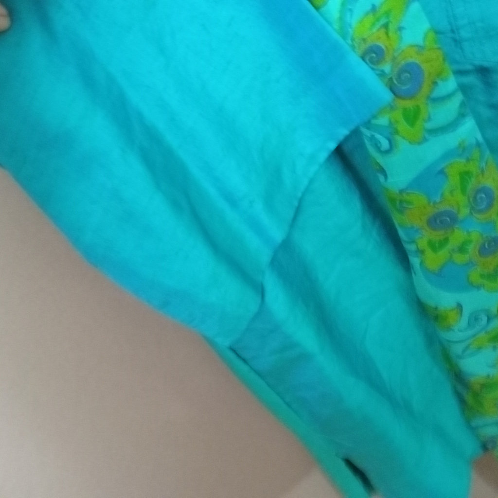 Thai Silk Formal Attire - image 13 of 16