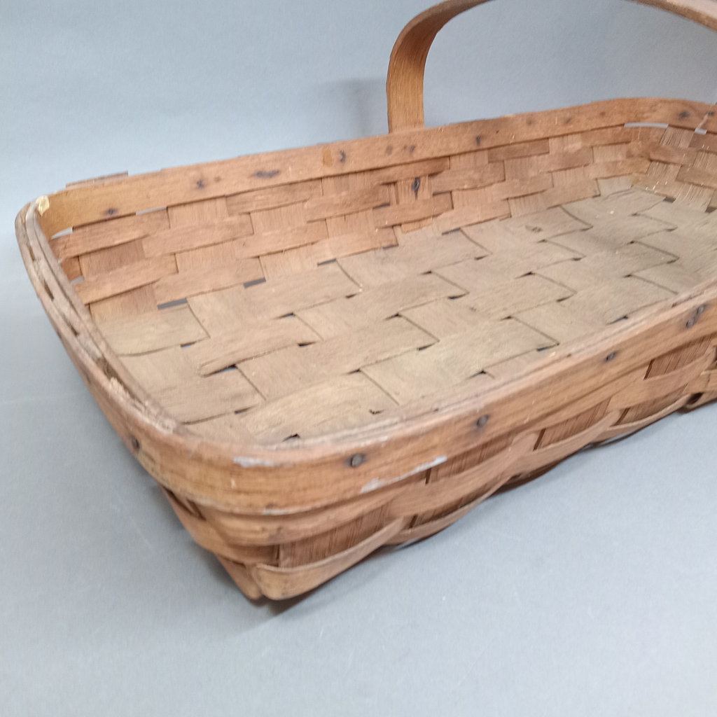 Echoes of Antique Decor - image 12 of 20