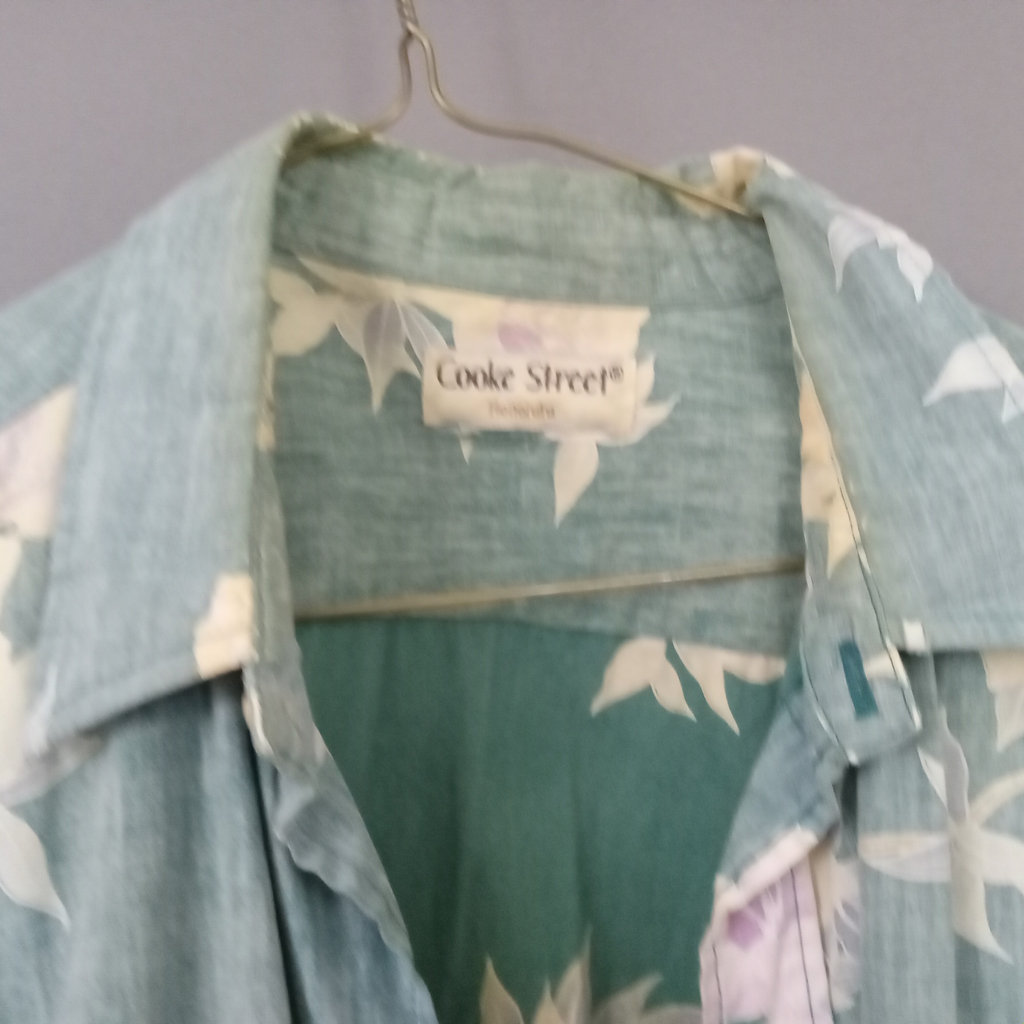 Vintage Hawaiian Shirts - image 23 of 26