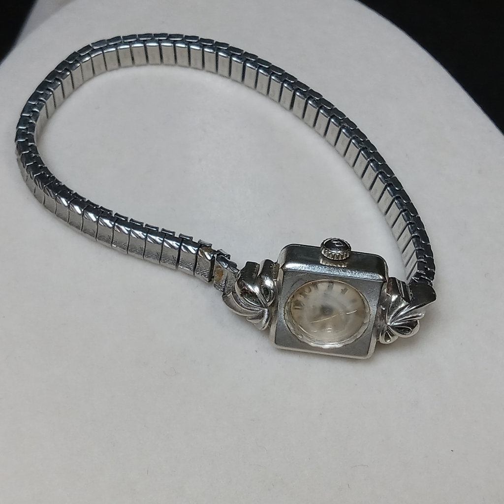 Vintage Ladies Wrist Watches - image 8 of 27