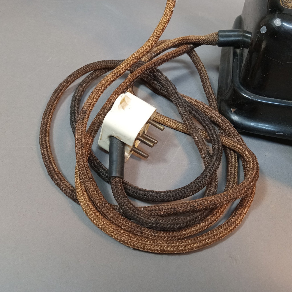 Antique Rotary Phones - image 5 of 21