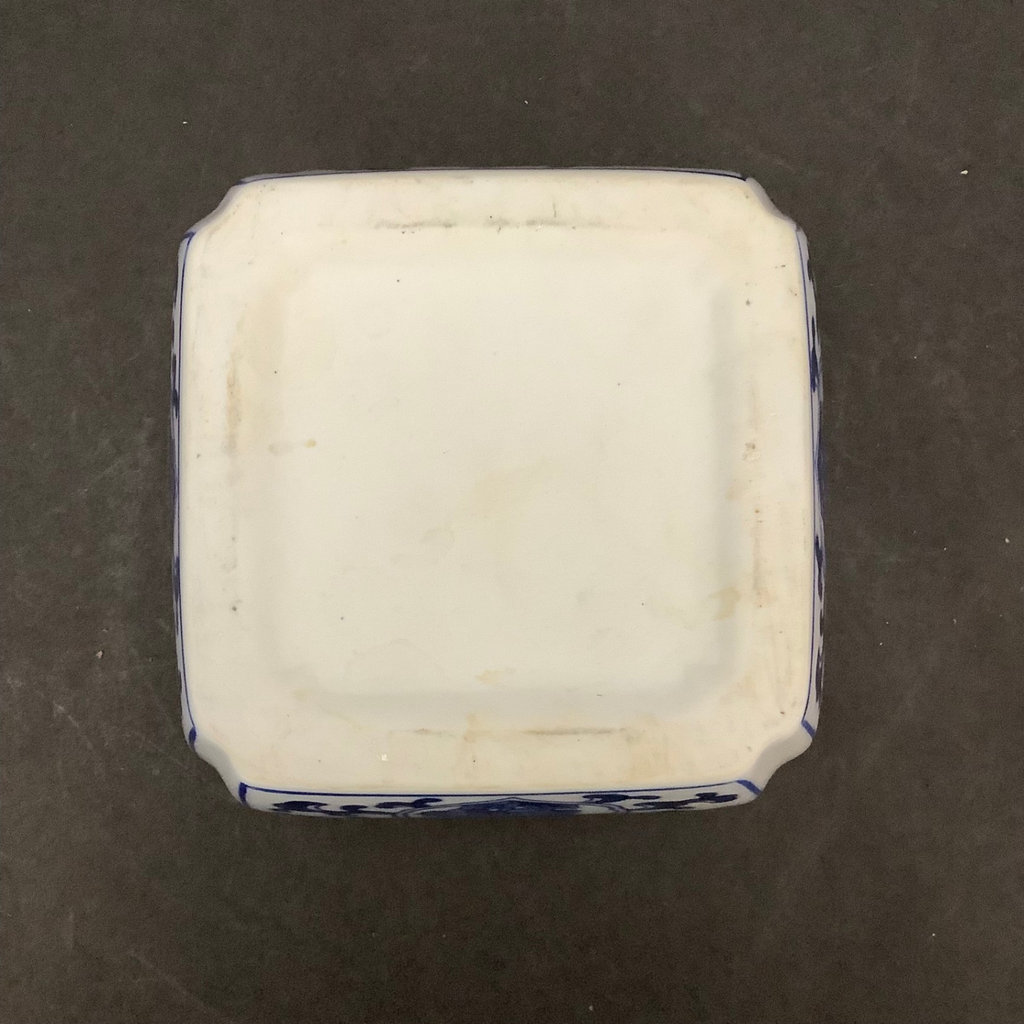 Blue and White Asian Decor - image 8 of 10