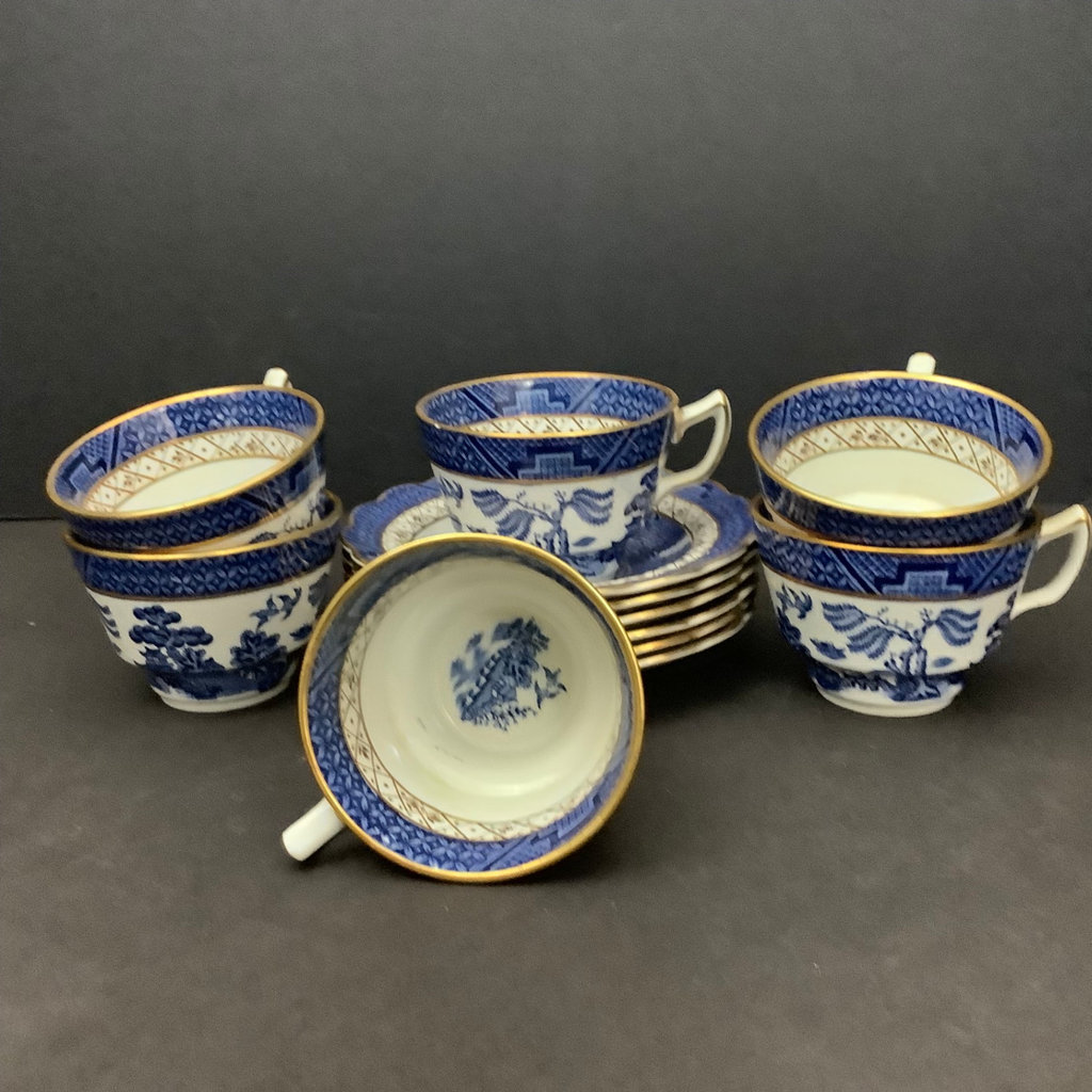 Booths Real Old Willow Tea Set - image 3 of 8