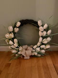 Vinrage White Tulip Floral Wreath - thumbnail 1 of 2