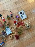 Assorted Vintage Christmas Ornaments - thumbnail 4 of 4
