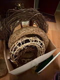 Large Lot of Baskets and Wreaths - thumbnail 2 of 9