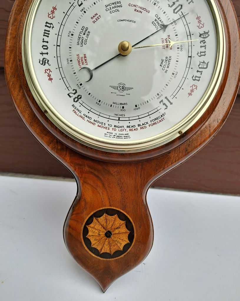 Wooden Wall-Mounted Weather Station Barometer Thermometer and Hygrometer - image 2 of 10