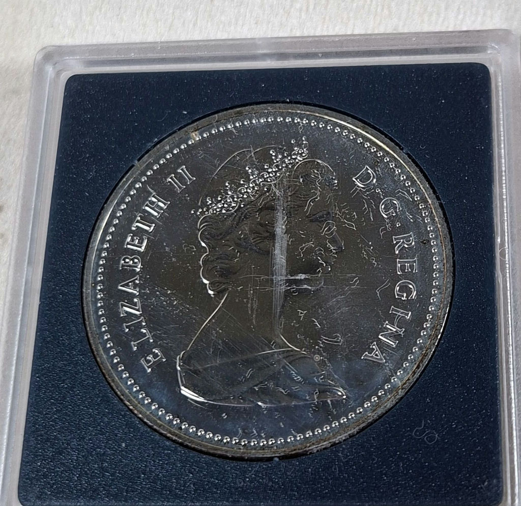 1982 Canada Regina SILVER (.500) Dollar Coin - image 2 of 4