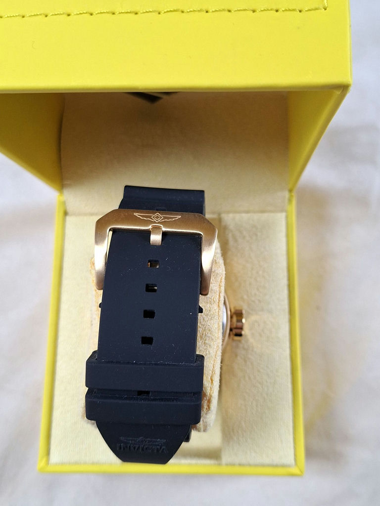Invicta Wristwatch with Box and Warranty Information - image 5 of 8