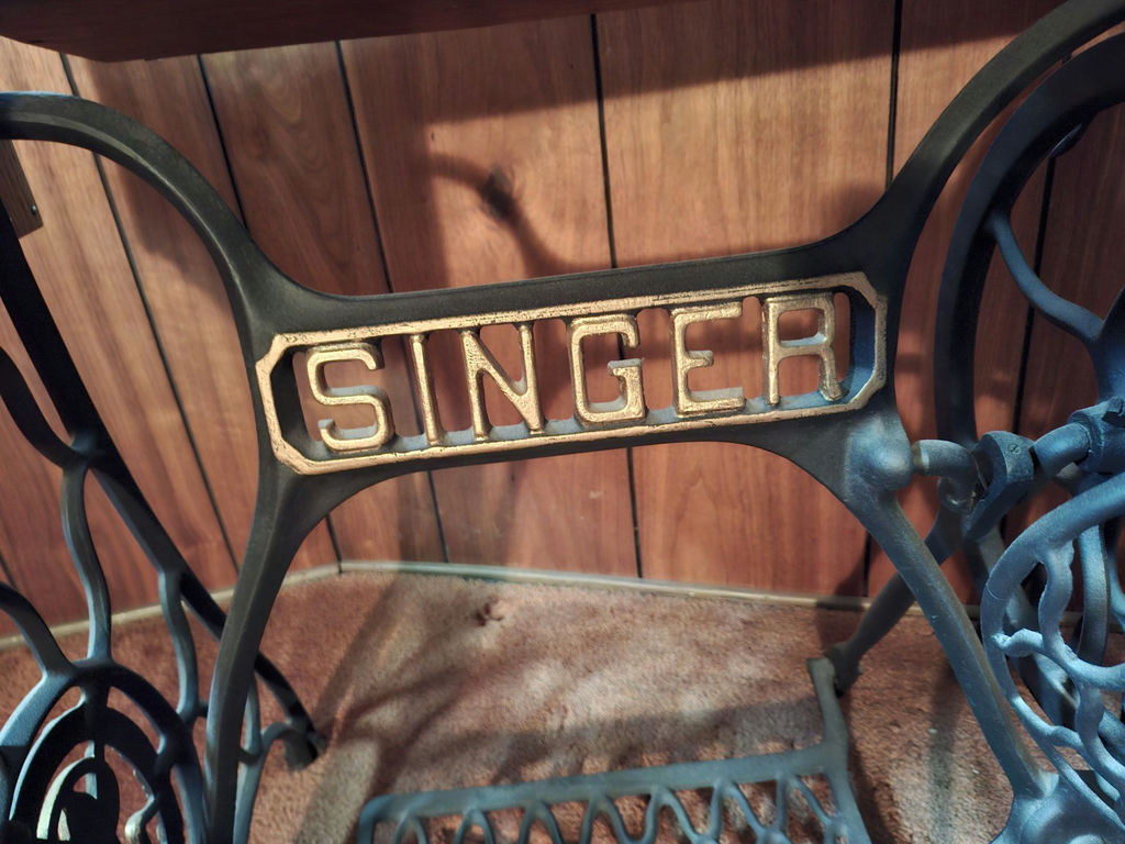 Vintage Singer Treadle Sewing Machine Cabinet, NO MACHINE - image 5 of 8