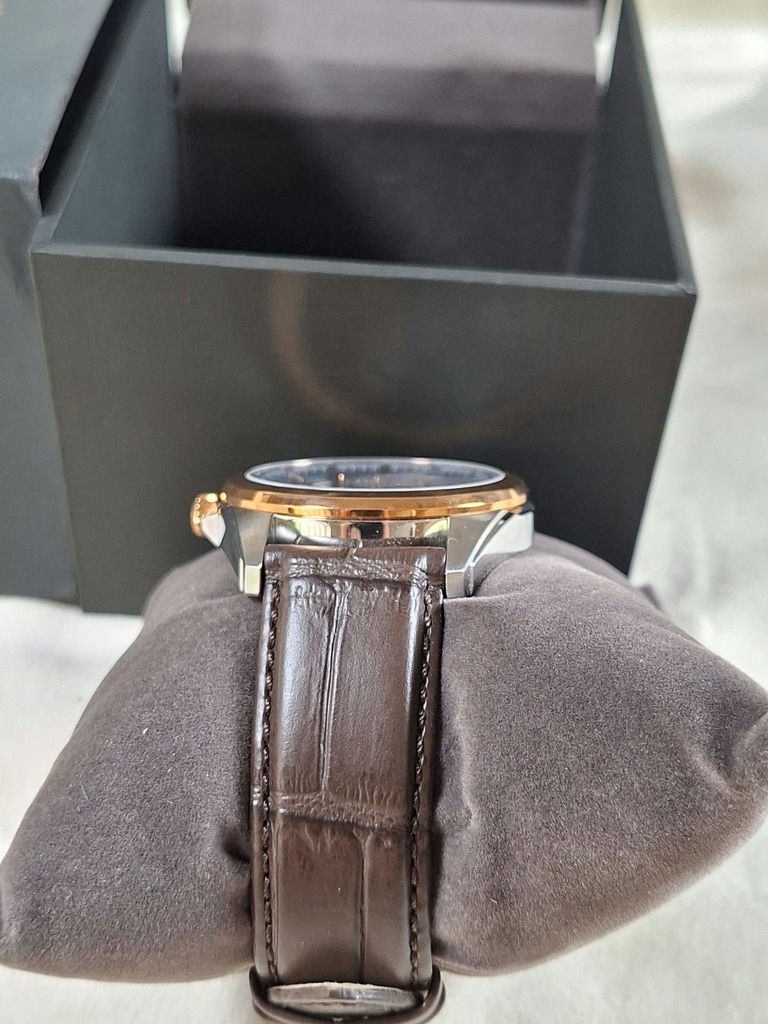 Bulova Precisionist Wristwatch with Box and Manuals - image 4 of 8