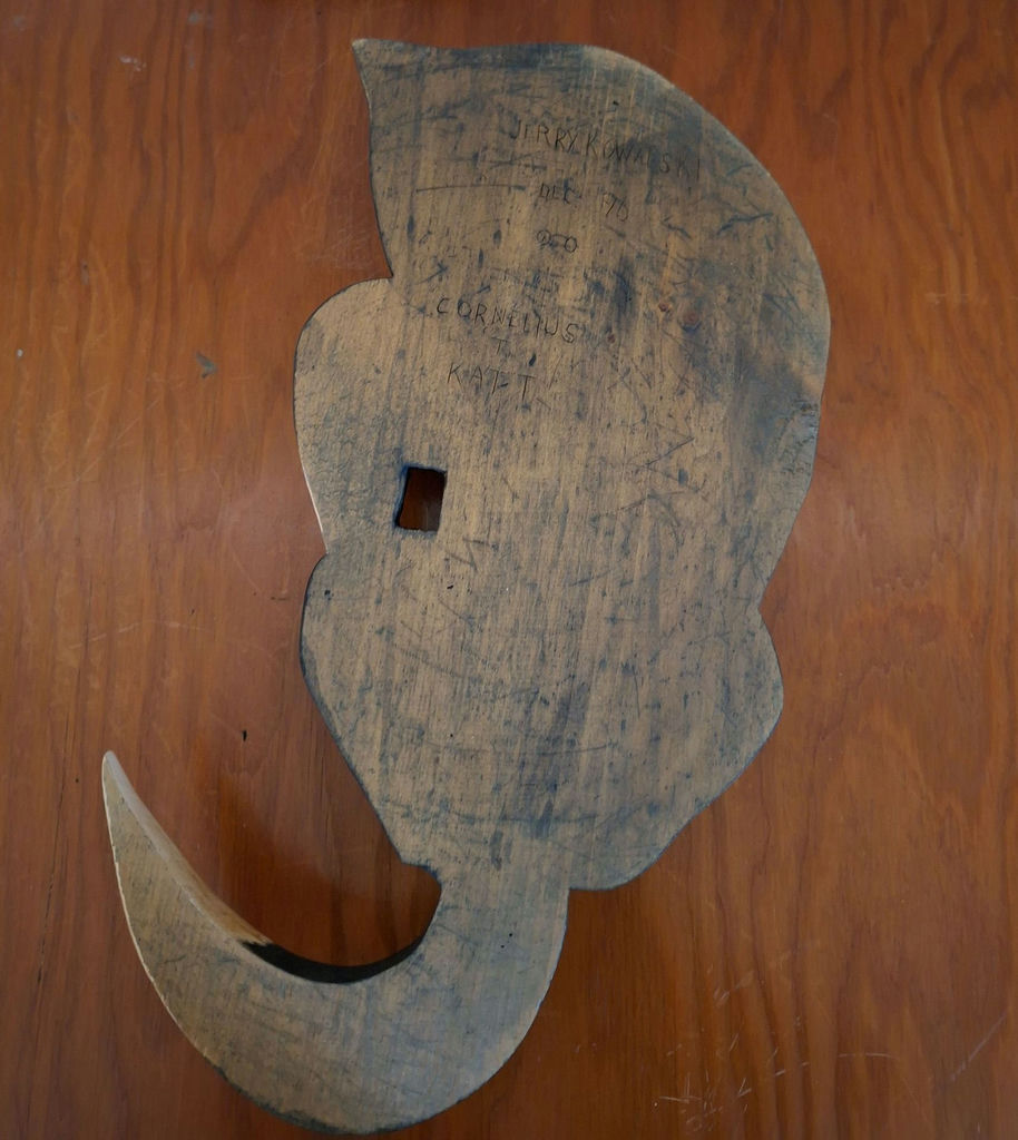 Hand-Carved Wooden Cat Wall Hanging, SIGNED AND DATED 1996 - image 5 of 6