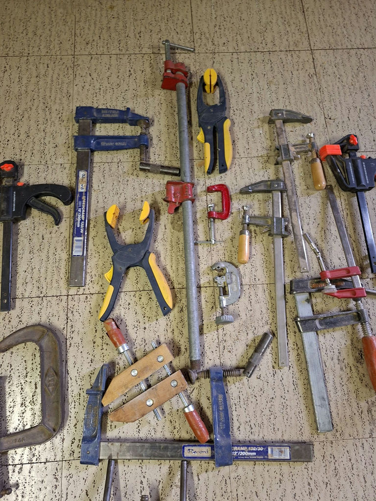 Assorted Woodworking and Metal Clamps - image 3 of 7