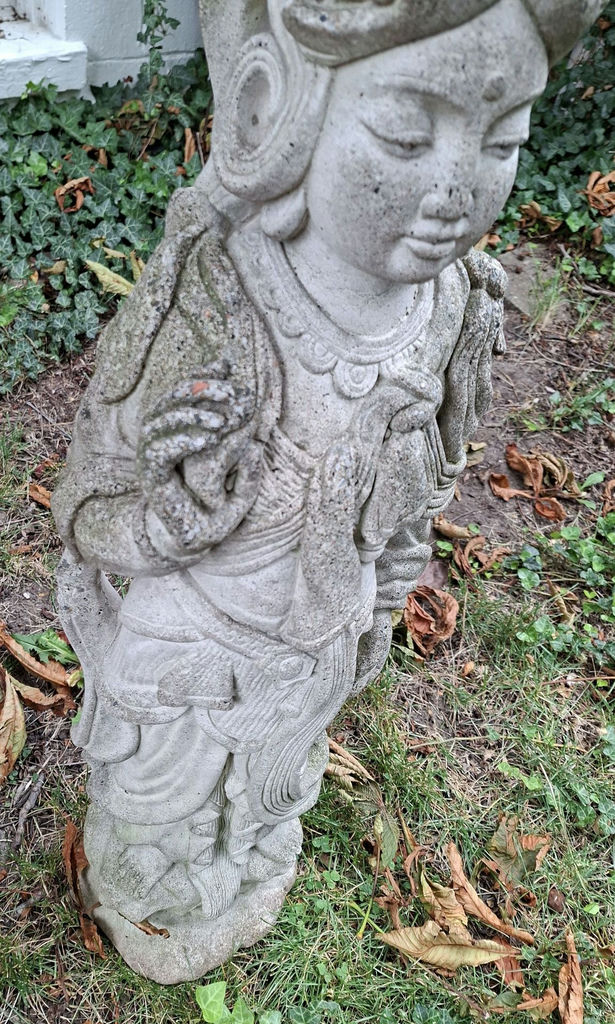 Concrete Asian Figure Garden Statue, HEAVY - image 3 of 4