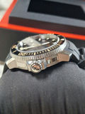 Tissot Seastar 2000 PROFESSIONAL Diver's Watch with Box and Manuals - thumbnail 4 of 12