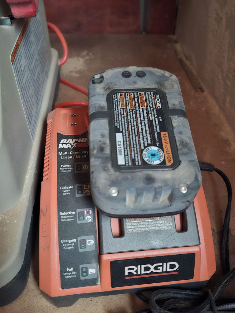RIDGID Oscillating Edge Belt/Spindle Sander with Charger and Manual - image 6 of 6