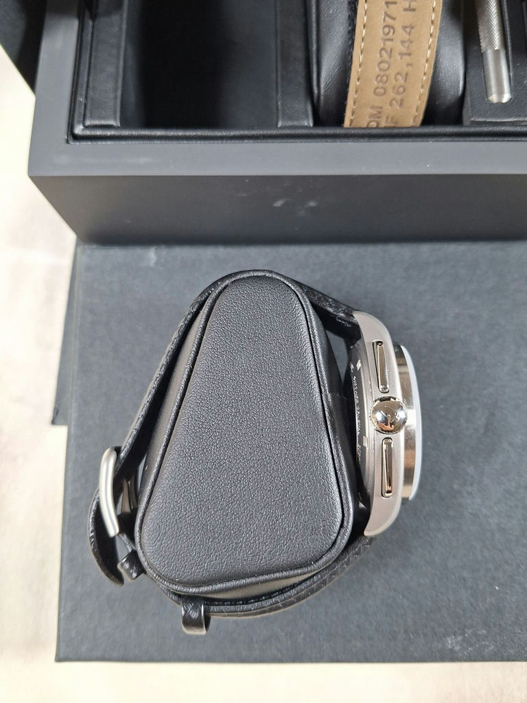 Bulova High Performance Quartz Chronograph Wristwatch Set - image 6 of 8