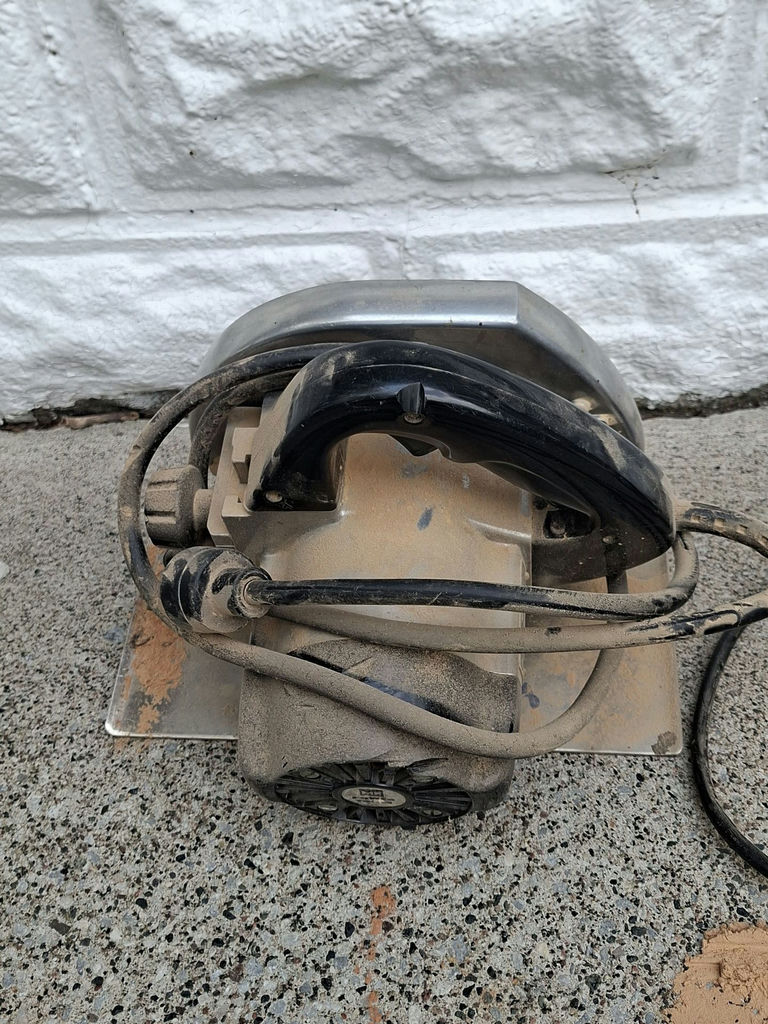 Millers Falls Circular Saw and Rockwell Belt Sander - image 4 of 7