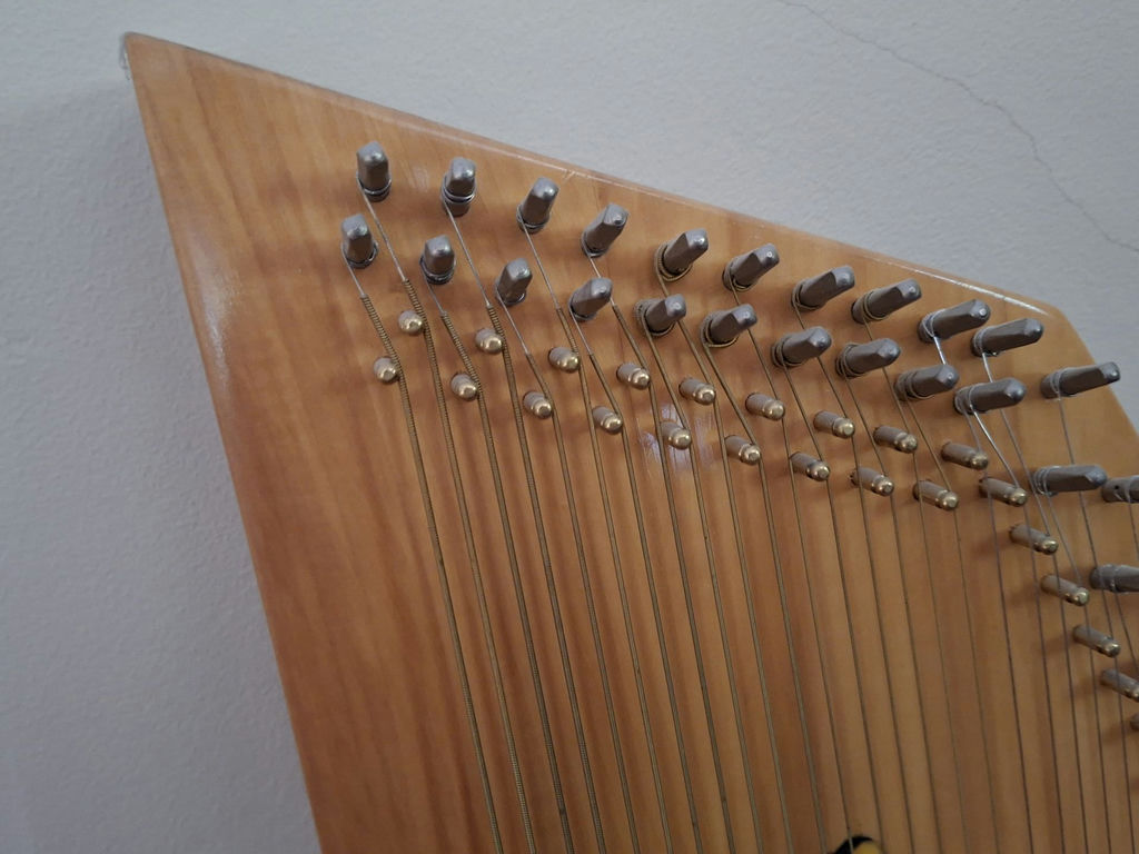 Stringed HANDMADE Autoharp Instrument with Bird Design, SIGNED inside By MASTER CARVER Jerry Kowalski, STUNNINGLY BEAUTIFUL - image 4 of 8
