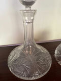 Hand-cut crystal decanter with two matching stoppers - thumbnail 2 of 3