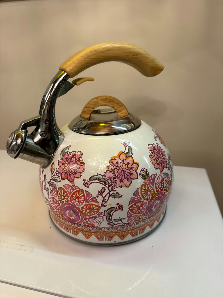 Floral kettle - image 1 of 2