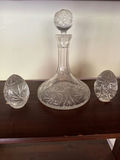 Hand-cut crystal decanter with two matching stoppers - thumbnail 1 of 3