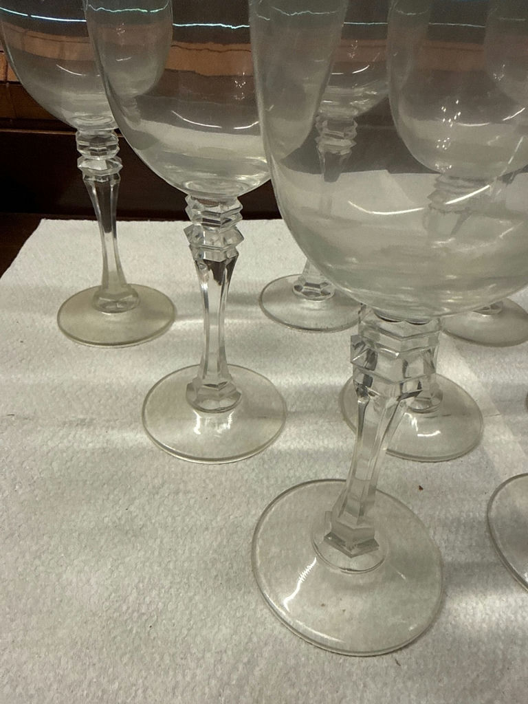 Set of crystal wine glasses with faceted stems - image 2 of 2