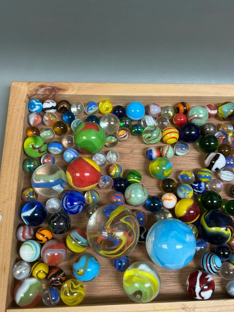 Assorted Collection of Vintage Marbles - image 5 of 6