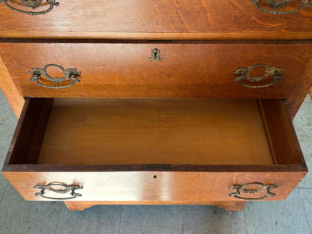 Antique Tiger Oak Five Drawer Dresser  - image 8 of 8