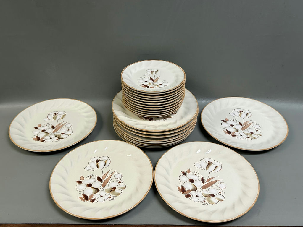 Vintage Heartside Stoneware China - image 1 of 6