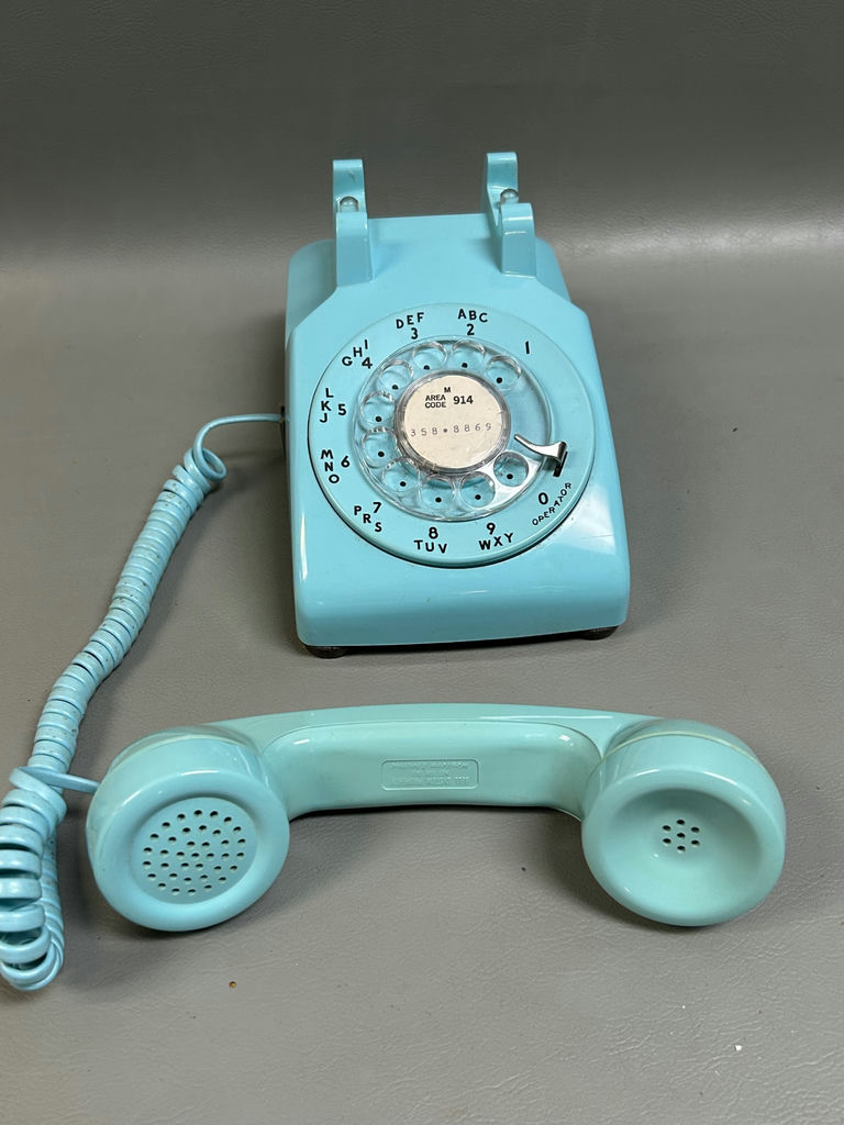 Vintage Aqua Blue Bell System Rotary Dial Phone - image 3 of 7
