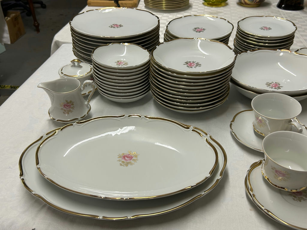 Empress Fine China Set - image 5 of 7
