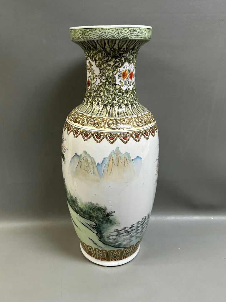 Chinese Famille Rose Large Vase  - image 5 of 8
