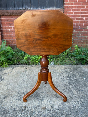 Mid-Century Tilt top End Table - Image 1 of 4