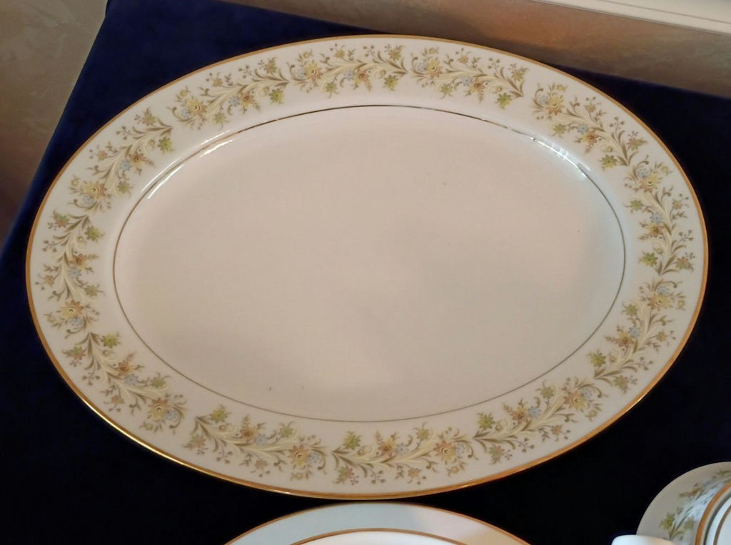 Noritake Andorra China Serving Set - image 3 of 8