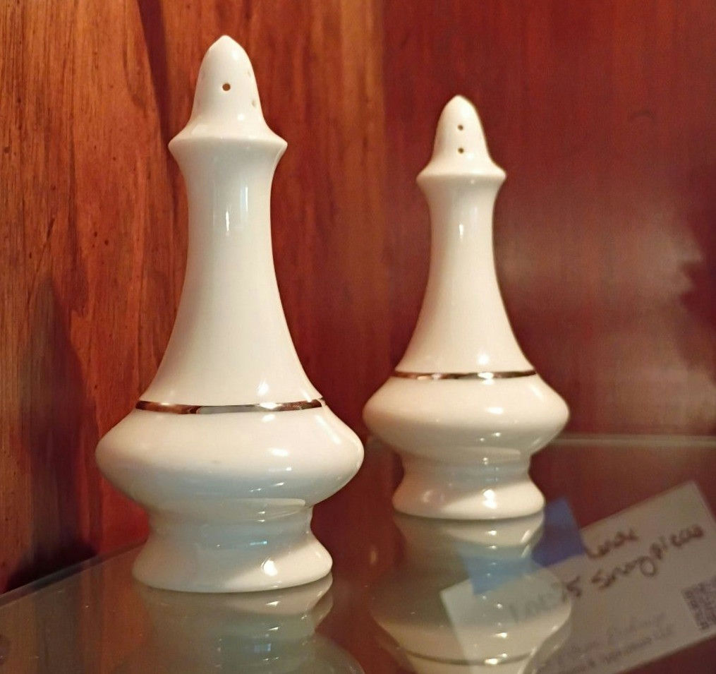 Lenox Serving Bowls and Salt and Pepper Shakers - image 2 of 7
