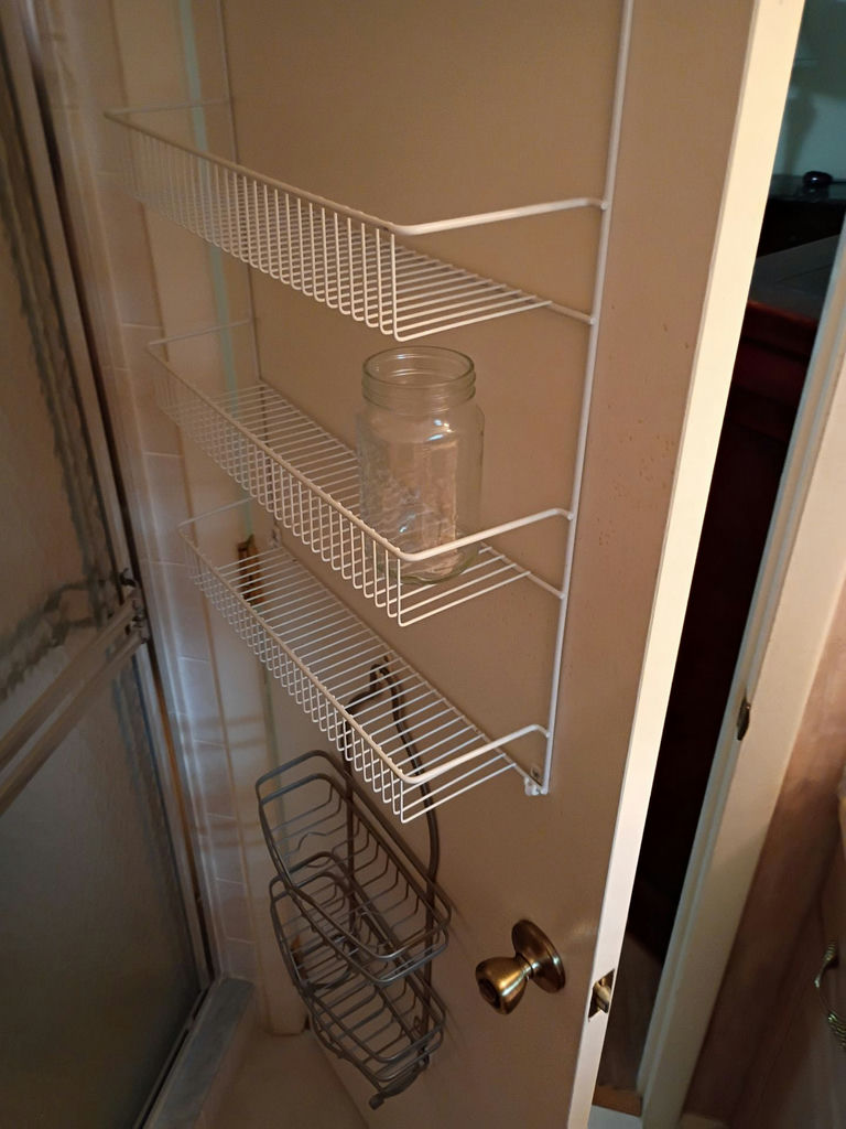 Bathroom Decor and Accessories Set - image 6 of 6