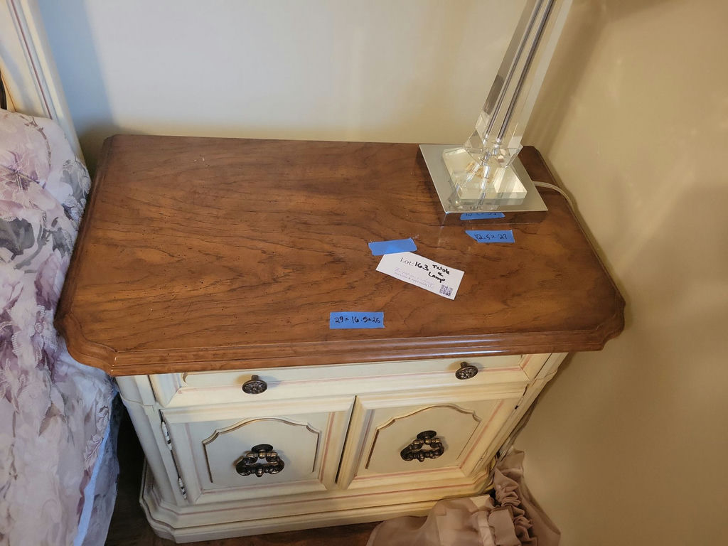 Nightstand and Table Lamp - image 5 of 8