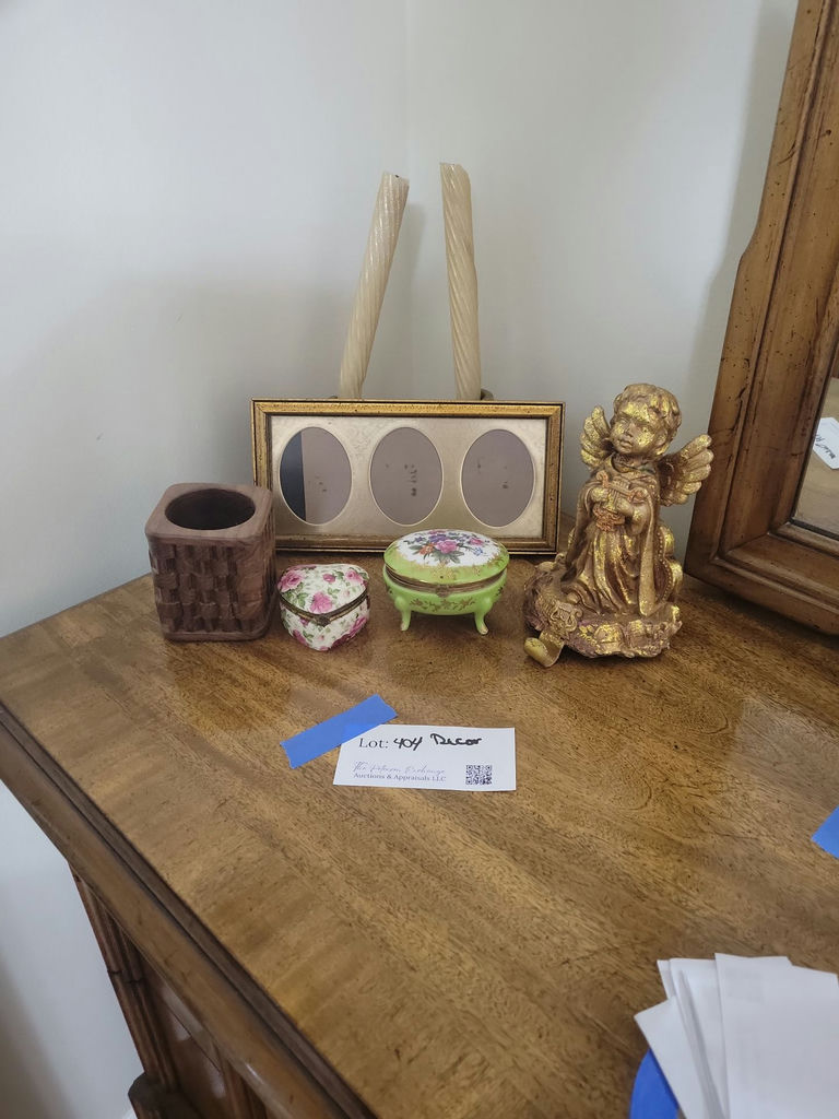 Assorted Decorative Home Decor Items - image 1 of 7
