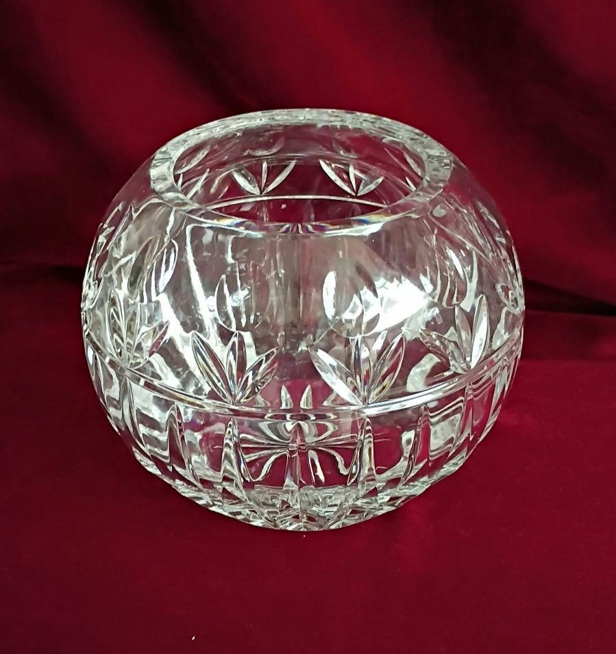 Cut Crystal Serving and Decorative Glassware Set - image 4 of 7