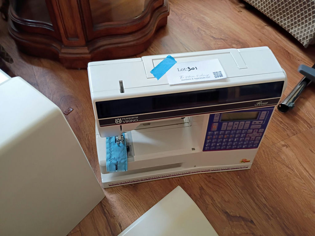 Husqvarna Viking Rose Sewing Machine with Case and Manual - image 3 of 6